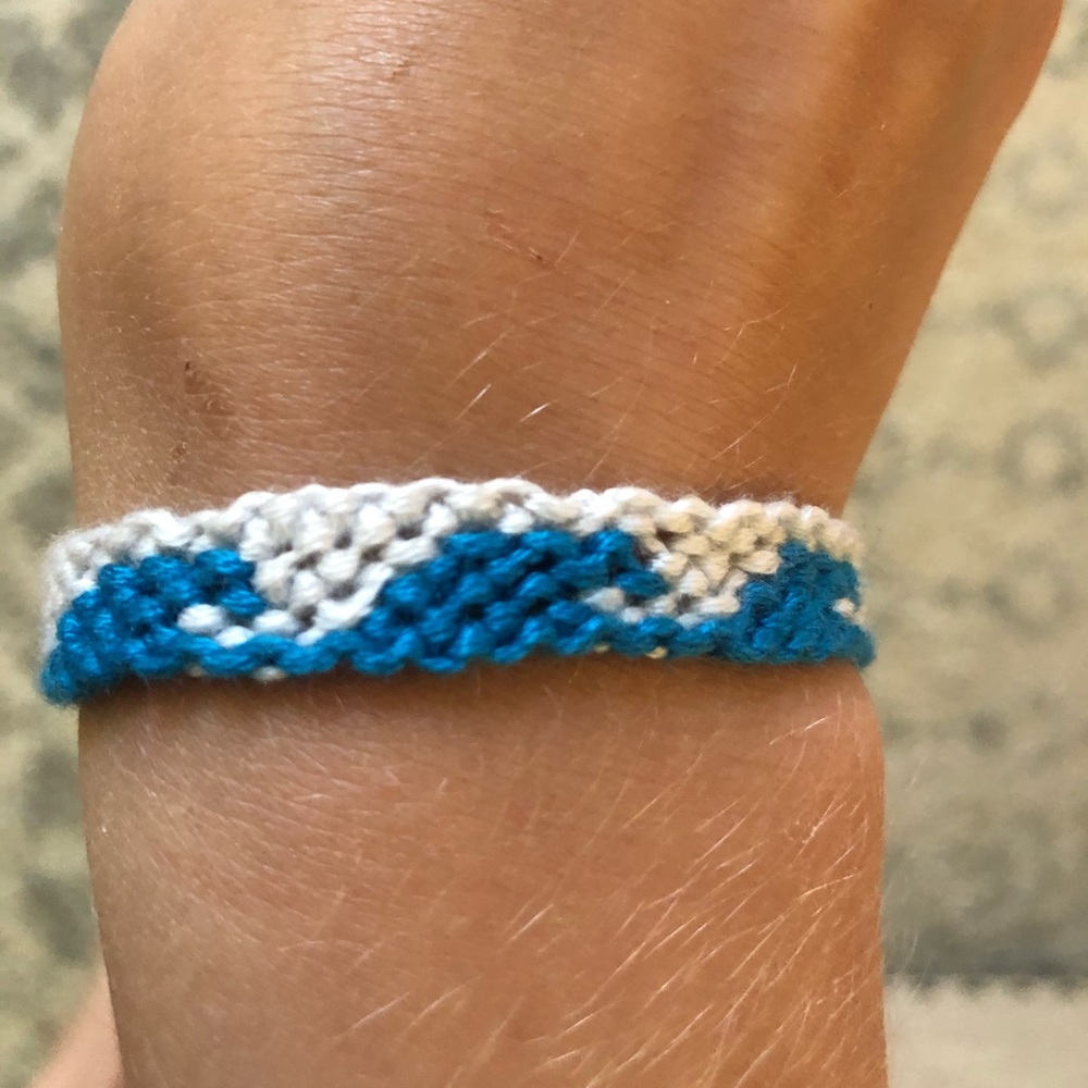 DIY Handmade Friendship Bracelets! - Picture 5 of 11